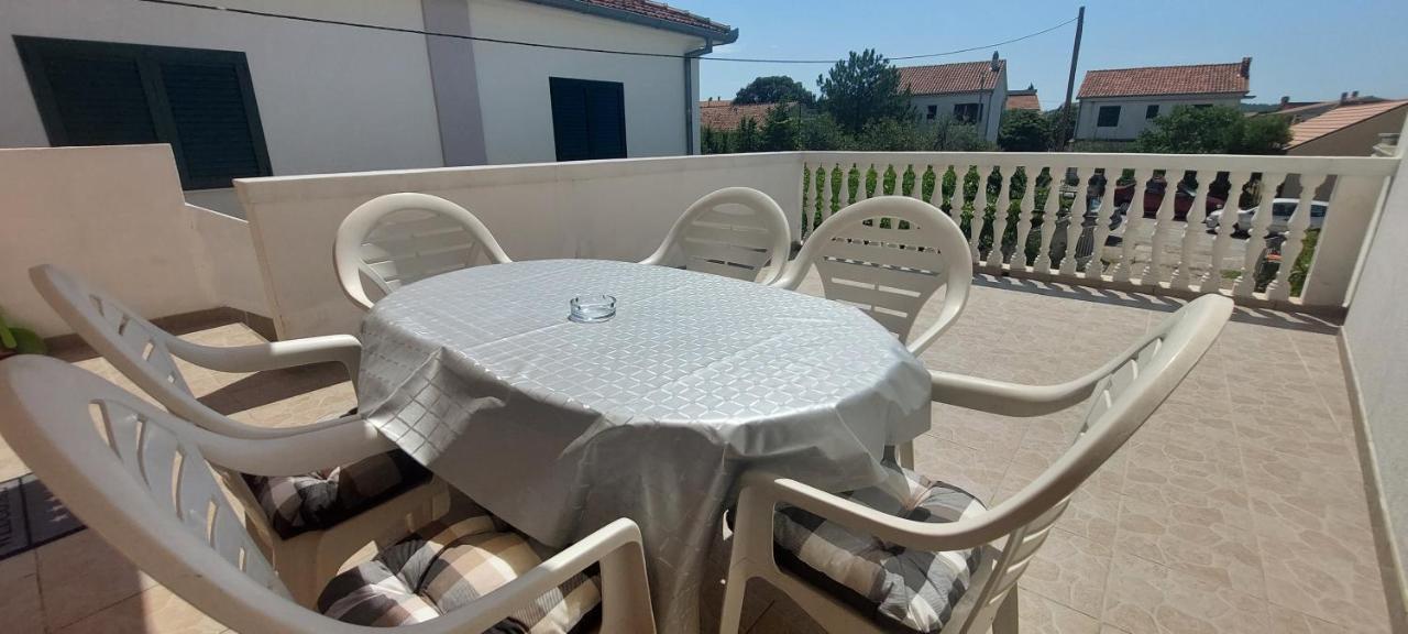 Apartment Zana Pirovac Kültér fotó